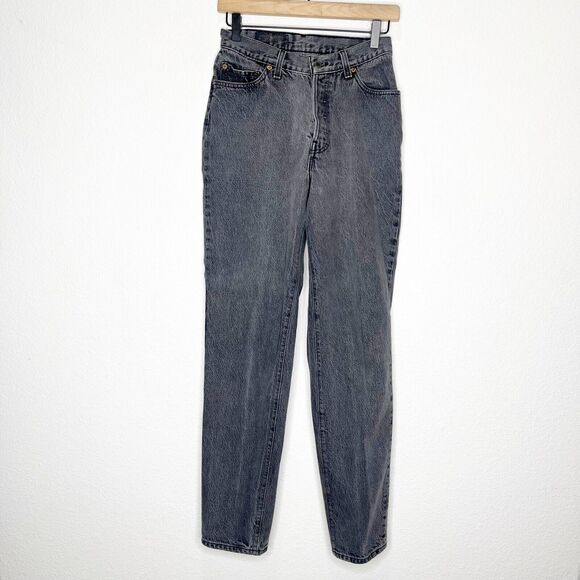 Vintage 80s Levi's 501 Slim Tapered Button Fly Rigid Denim Jeans Mom - Picture 1 of 14
